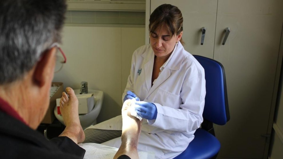 La Unitat de Peu Diabètic del Joan XXIII millora l'atenció del pacient amb diabetis al territori