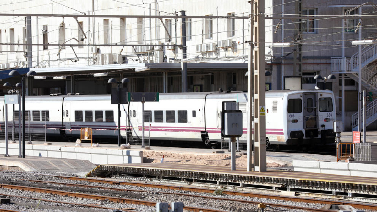 estación tren, tarragona, adif, renfe