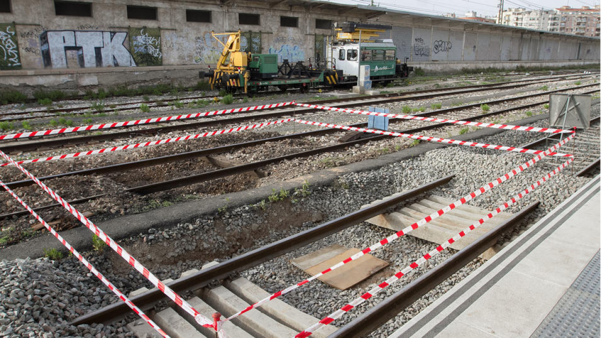 Los espeleólogos volverán a inspeccionar mañana el túnel de Reus