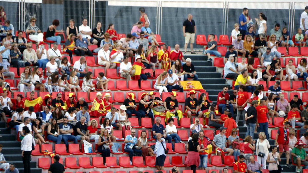 VOX y SCC niegan haber repartido entradas para la inauguración de los Juegos Mediterráneos