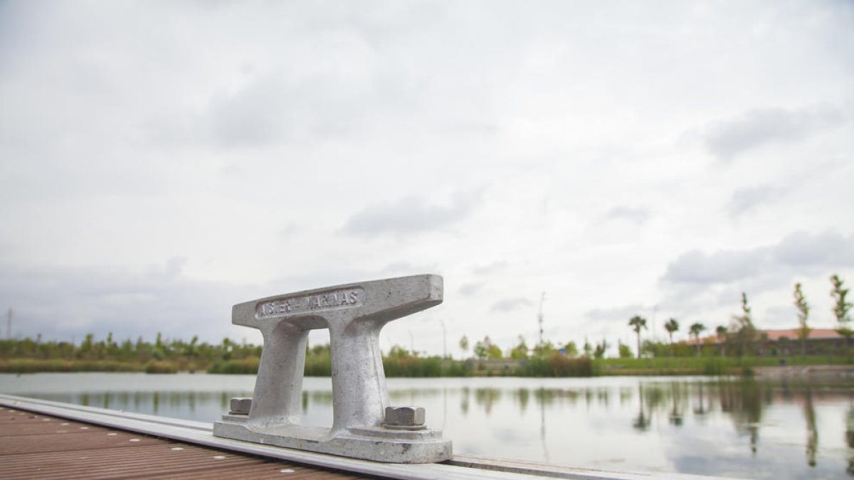 El Ayuntamiento quiere convertir el entorno de lago de la Anilla en un gran espacio lúdico