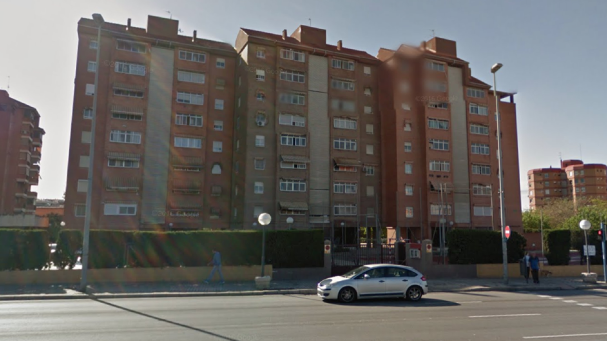 Mor apunyalada per un veí en una discussió pel soroll a l'hora de la migdiada