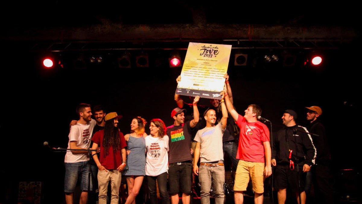 Els Catarres, Roba Estesa, La Raíz, Senyor Oca y Gemma Humet cierran el cartel de la Acampada Jove