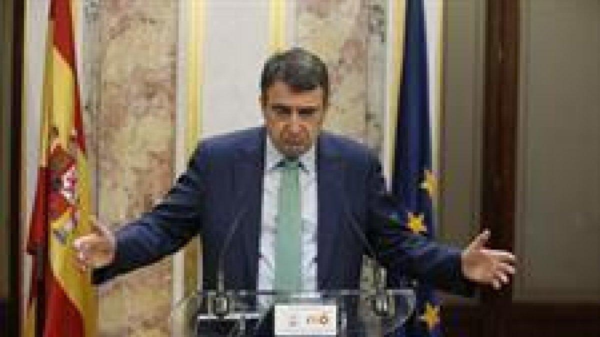 PNV facilita el trámite de los Presupuestos después de pactar una subida de pensiones