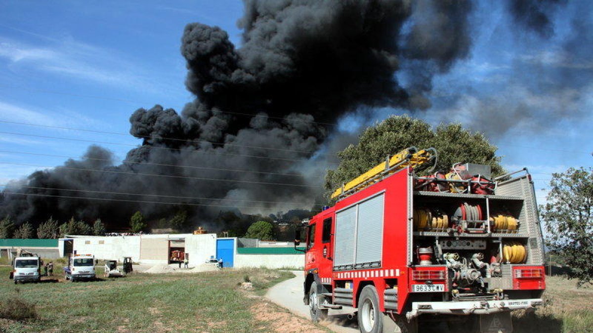 Quema una casa abandonada a Valls