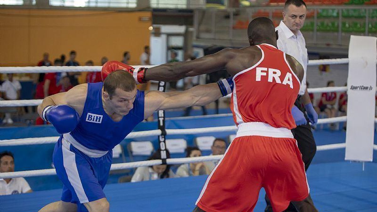 Or i plata per a Espanya en boxa