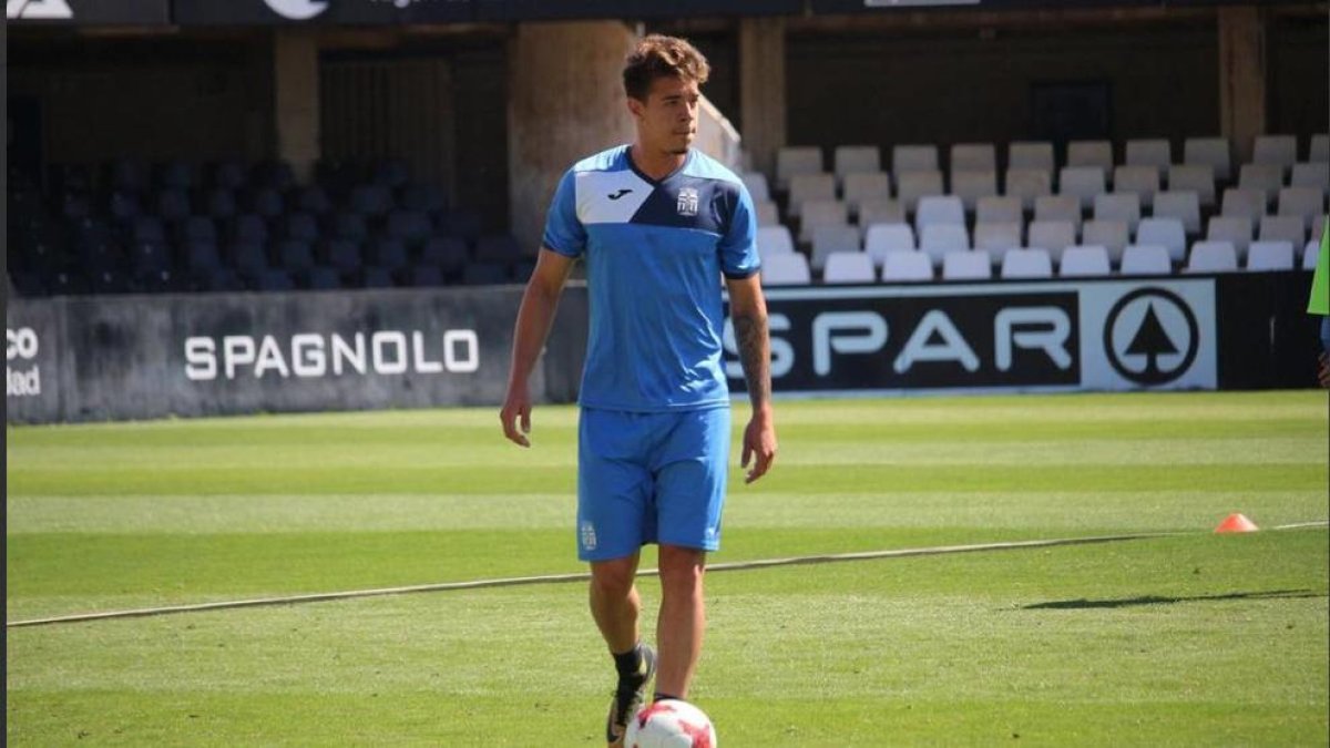 El defensa veneçolà Mejías arriba al Nàstic cedit pel Leganés