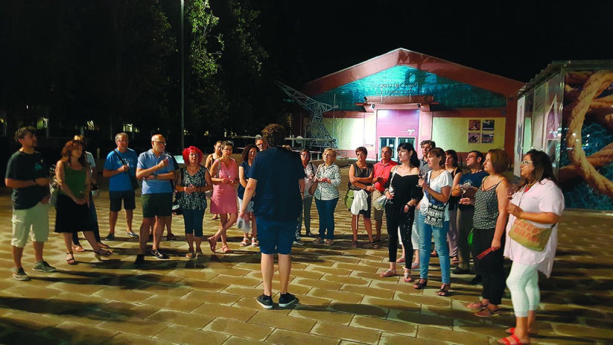 'Vivint el Port', un maridatge d'històries portuàries i vins singulars