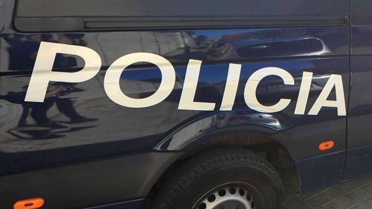 Detienen en Gijón un reusense por estafar con alquileres de vacaciones y microcréditos