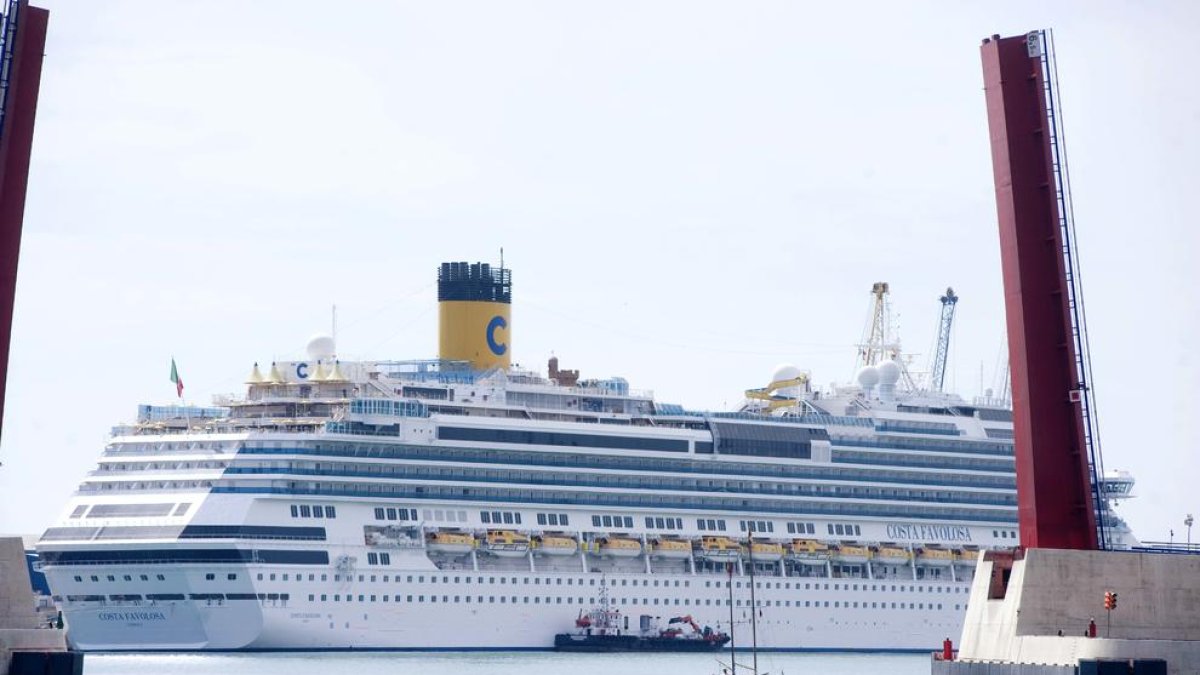 Costa Cruceros alerta a los pasajeros del peligro de atentados a Tarragona