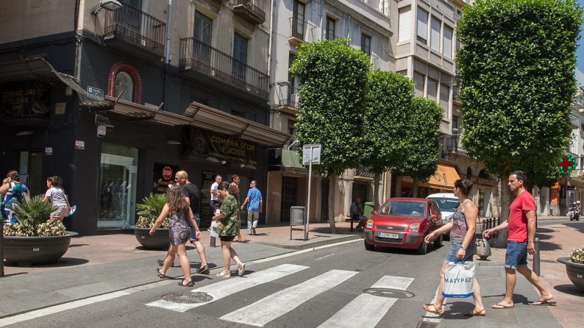 El primer semáforo del Vuelco de Arrabales regulará el paso en la calle del Viento