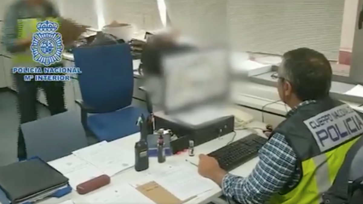 Demanen set anys de presó per a un veí de l'Hospitalet de l'Infant acusat de distribuir pornografia infantil