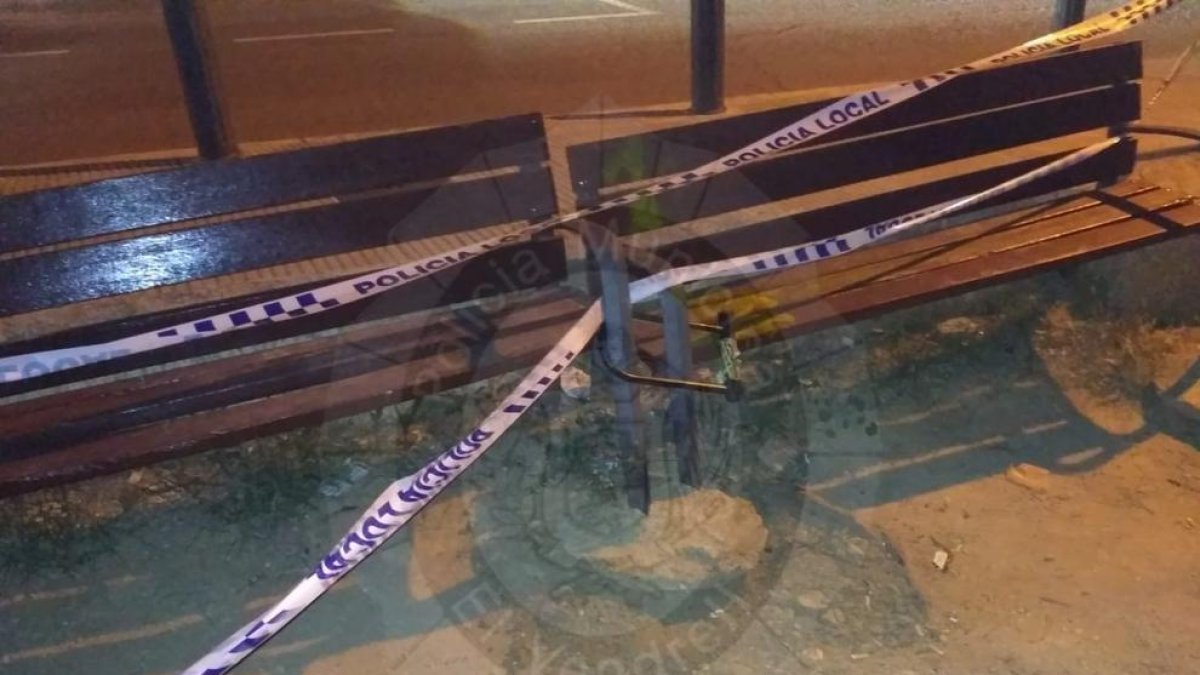 Enxampen un home intentant robar dos bancs al Vendrell