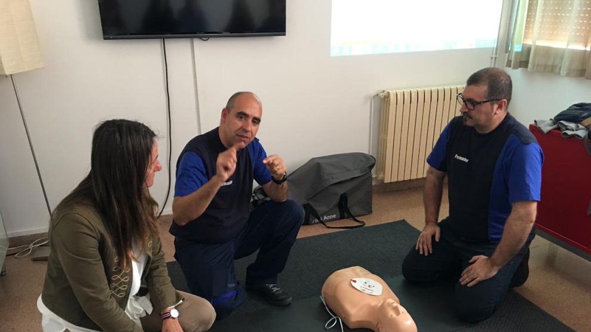Les escoles Aura i Turó ja disposen de protecció cardiorespiratòria