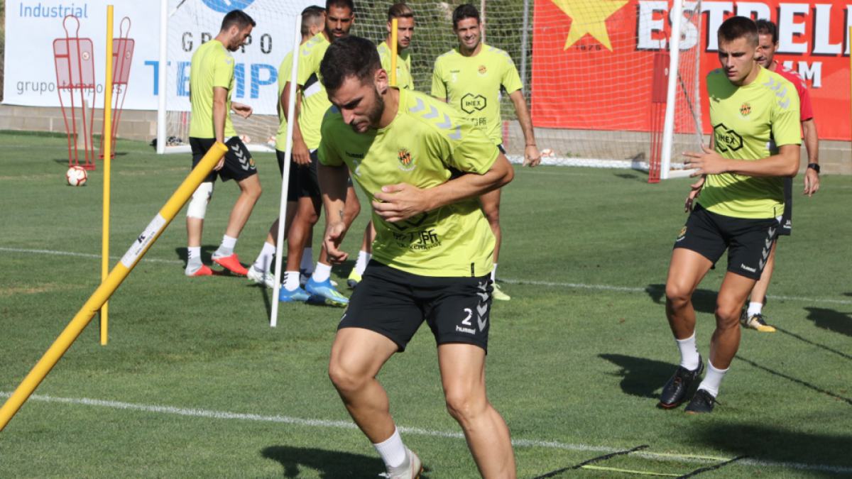 Els grana Manu del Moral i Iván López treballen per arribar a Cádiz