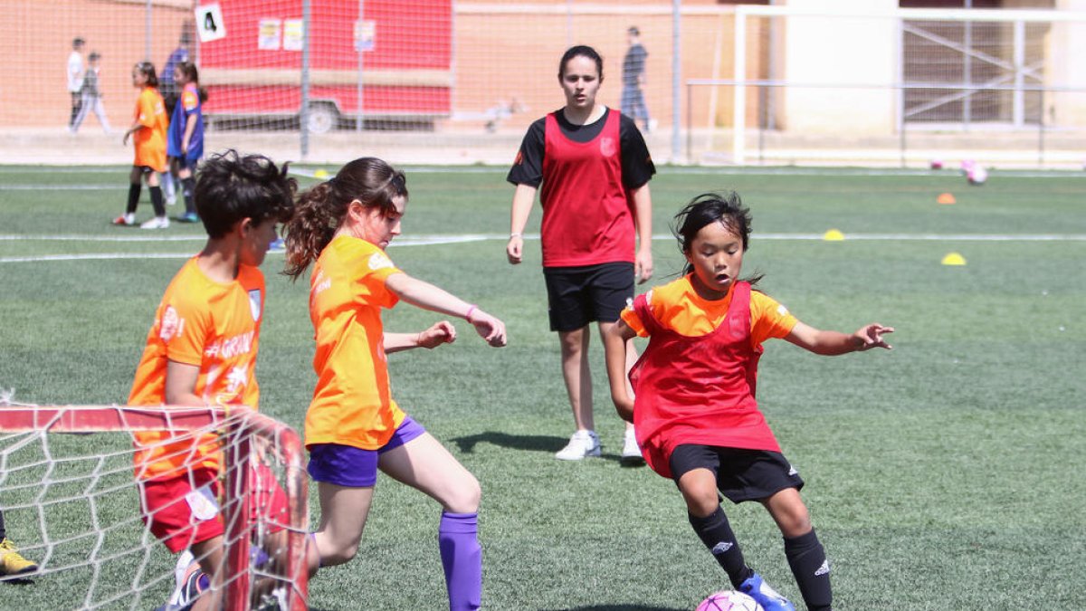 Algunes de les noies que han participat en la jornada.