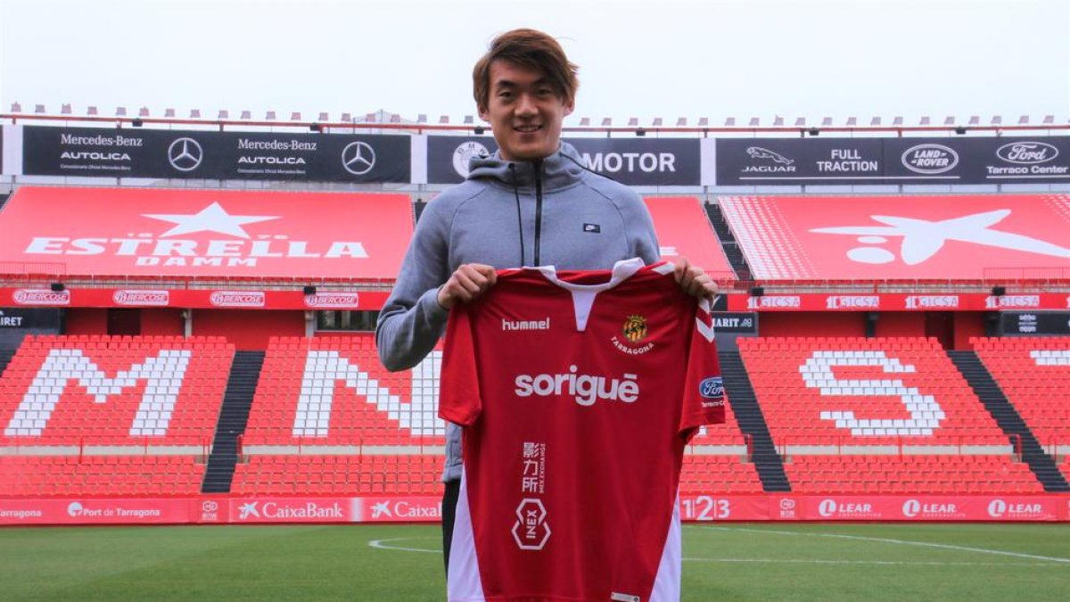 Bernard Sun arriba al Nàstic cedit pel FC Jumilla