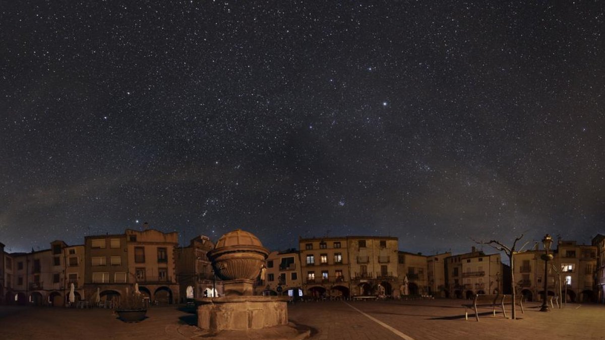 Prades organitza la Jornada d'astrologia 'Apaga els llums i encén els estels' aquest dissabte.