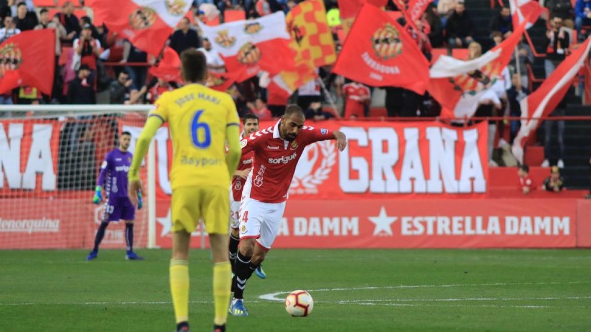 El Nàstic fa aigües per totes bandes (3-0)