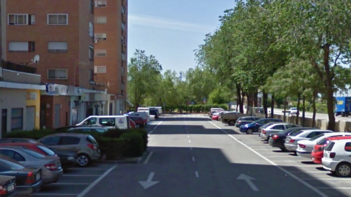 Detenido por agredir a dos policías mientras discutía con su pareja