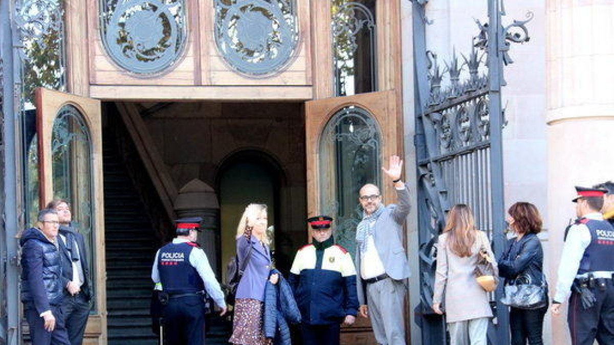 Buch i Lloveras ja han declarat davant del TSJC com a investigats per promoure l'1-O entre els alcaldes