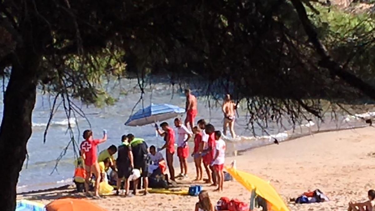 Mor un home a platja dels Capellans de Tarragona