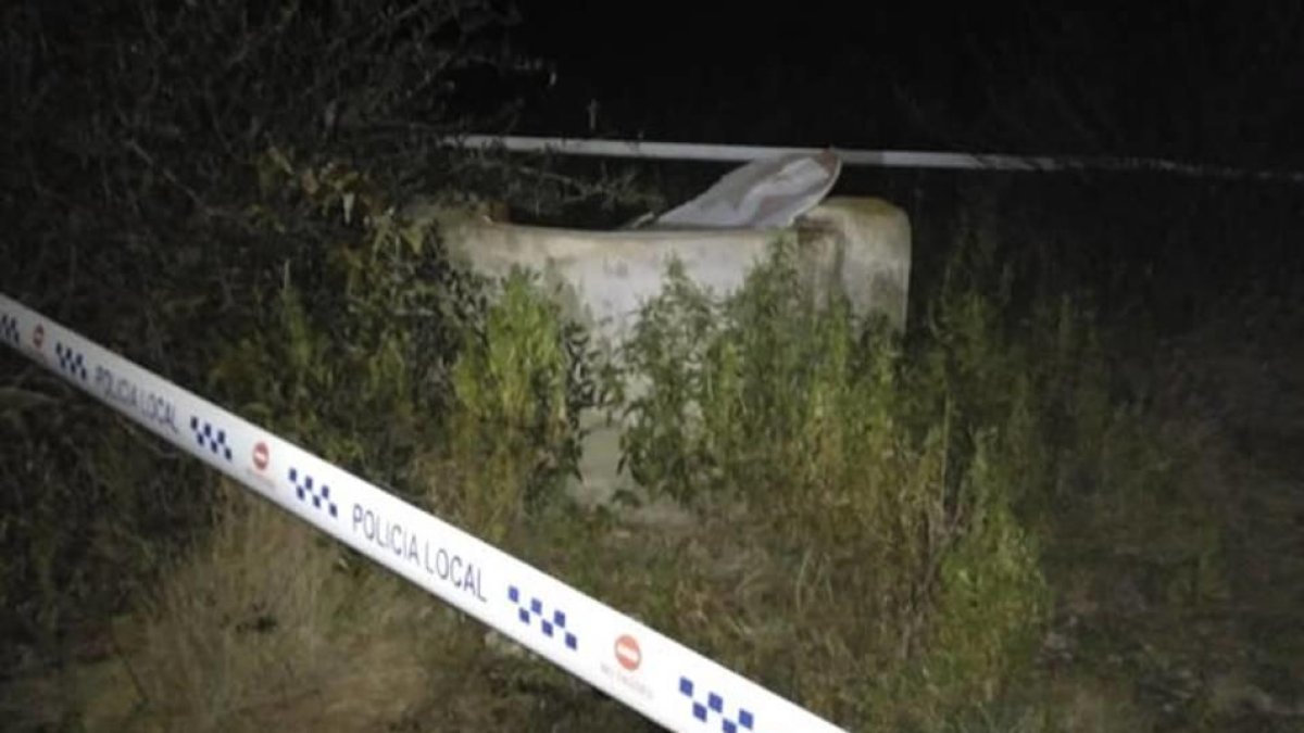 El Ayuntamiento de Salou tapa diez pozos en solares privados de Emprius