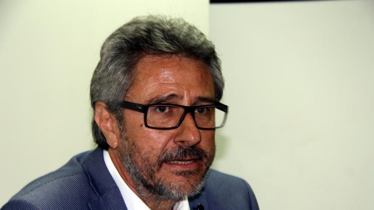 La jutgessa veu indicis de malversació per part de l'exalcalde d'Amposta, Manel Ferré