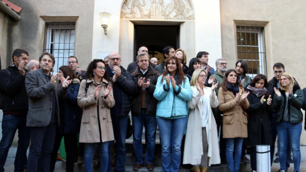 Artadi, Borràs, Calvet i diversos diputats inicien un dejuni en suport a la vaga de fam dels presos polítics