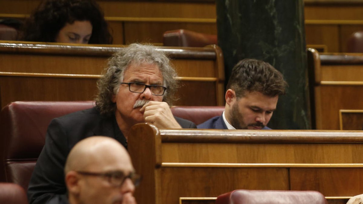 ERC anuncia el vot favorable a la moció: «El nostre sí a Sánchez és un no a Rajoy»