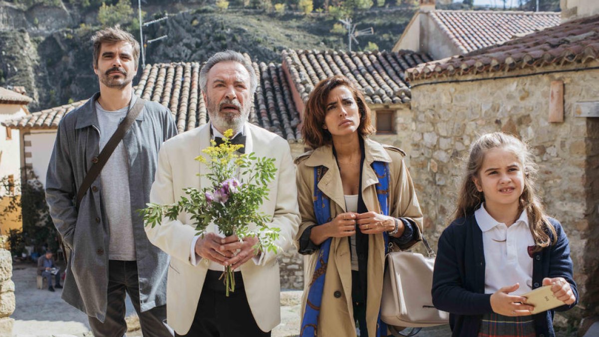 La directora de cine Maria Ripoll devuelve en la gran pantalla para estrenar la comedia 'Vivir dos veces'