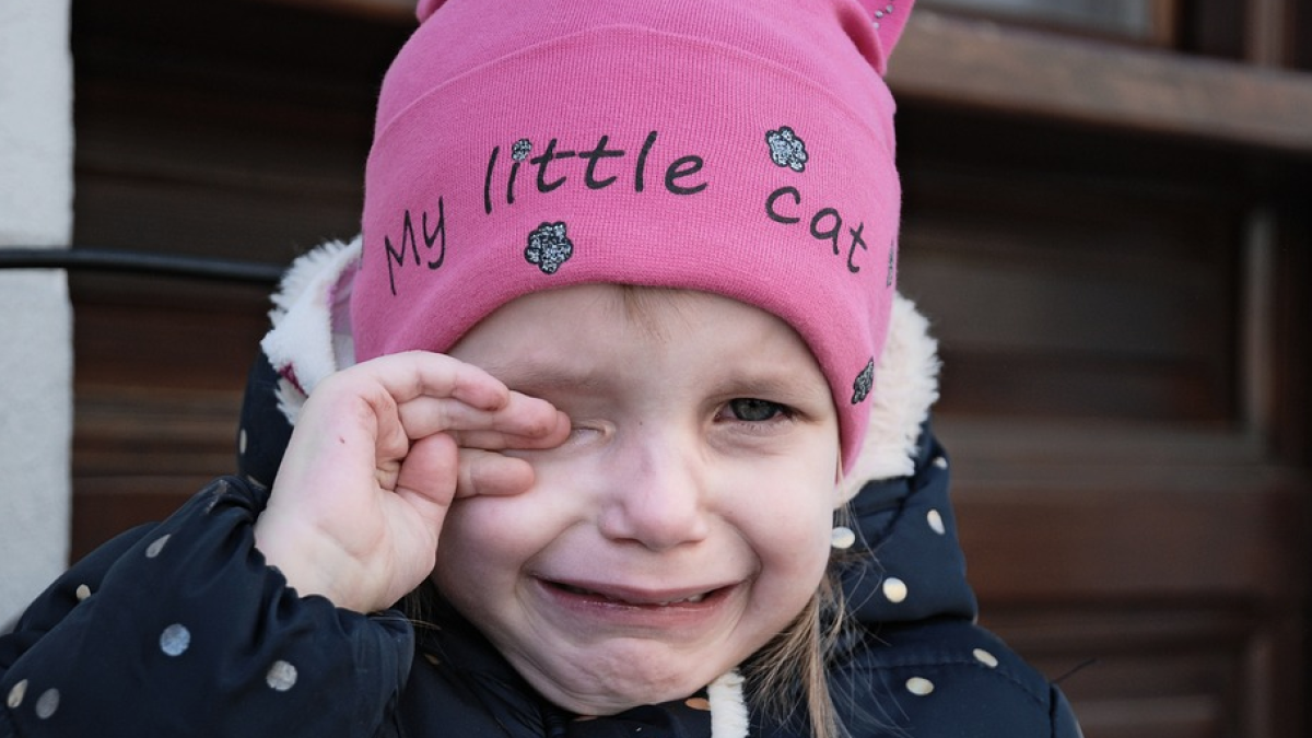 Pegar als nens no serveix de res, segons pediatres americans