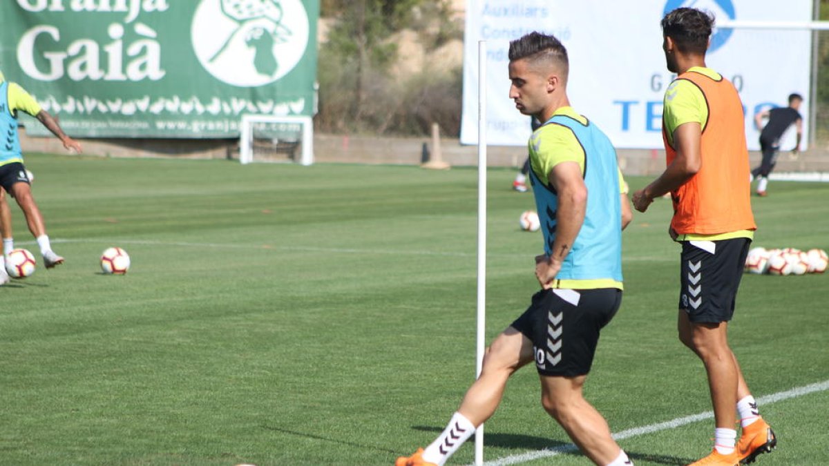 Gordillo s'emporta a dinou futbolistes a Las Palmas