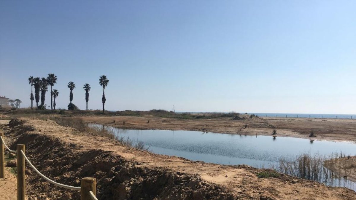 Inauguren la passarel·la, el camí i l'adequació ambiental de les Madrigueres