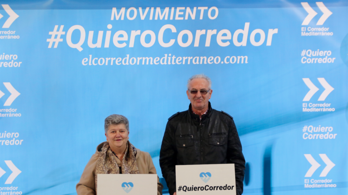 El Moviment #VullCorredor fa parada a la plaça Llibertat de Reus