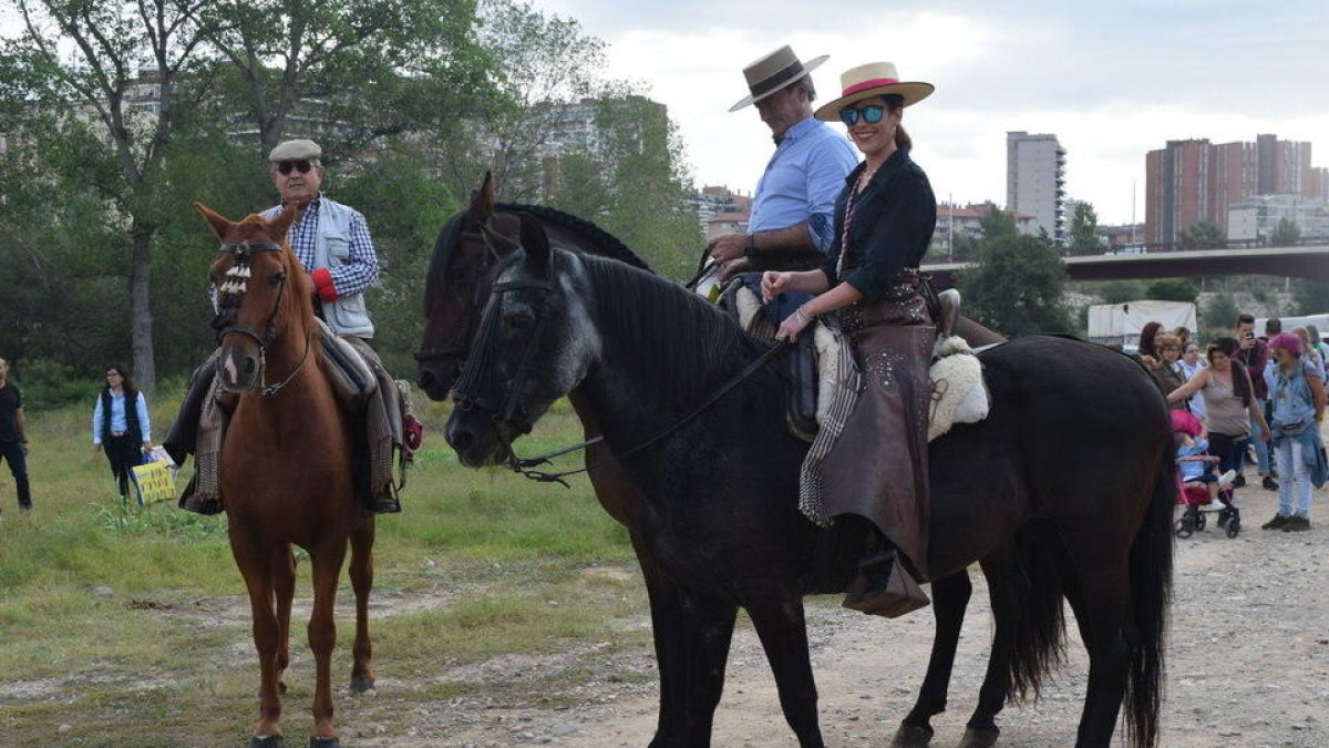 En marxa el «Rocío chico» i la peregrinació del «sinpecao»