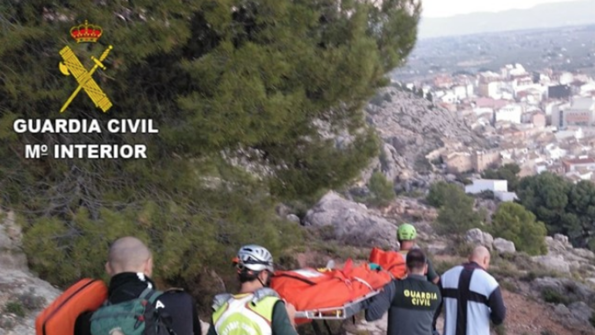 Troben el cadàver d'un senderista en una zona de muntanya d'Alacant