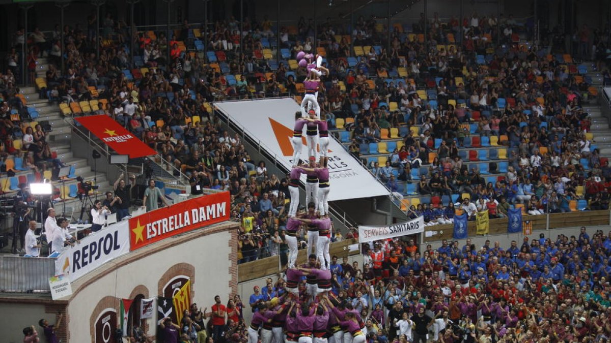 Reusencs i igualadins guanyen ex aequo la jornada de dissabte del Concurs de Castells