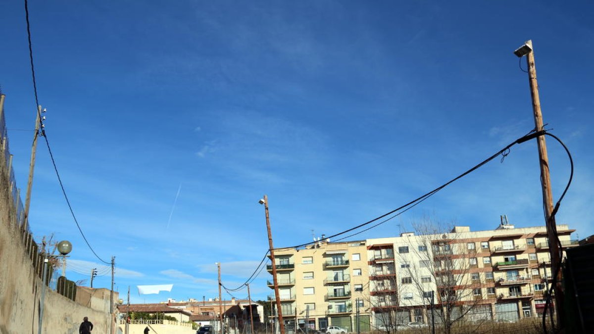 alumbrado, chasquido, obras, arreglo, Ayuntamiento, asfalto, Valls, mejora