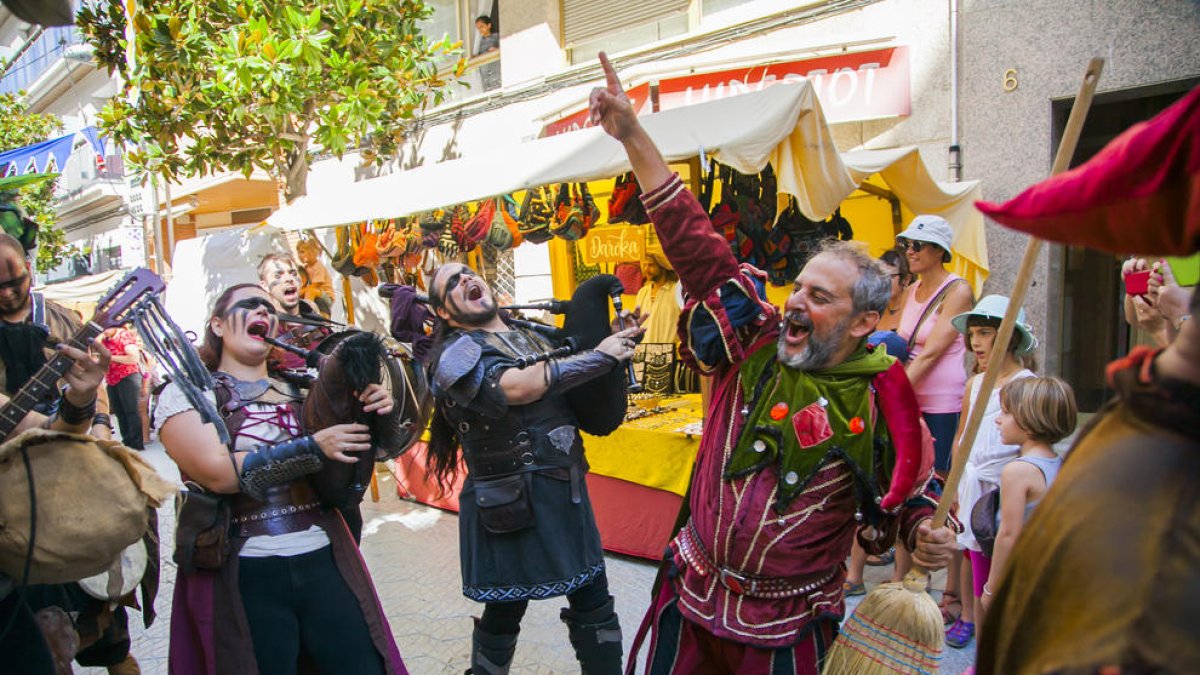 El casco antiguo de Salou vuelve a la Edad Media con la Festa del Rei Jaume I