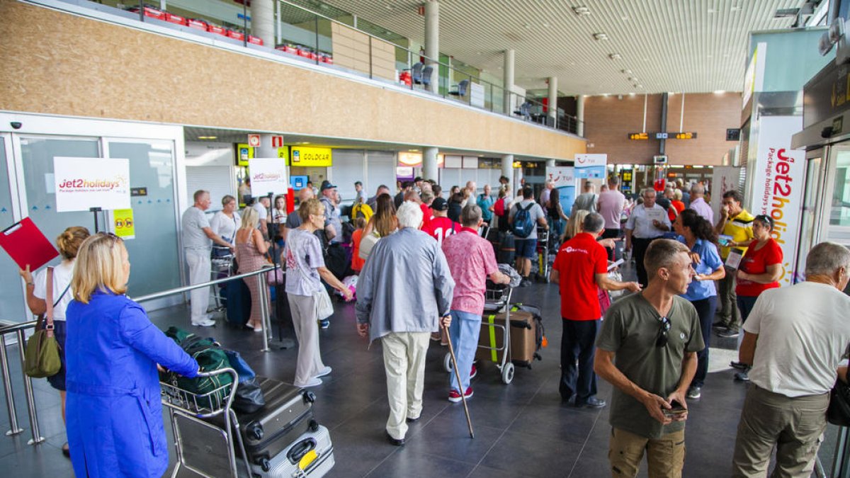 Els vols de TUI a Bournemouth, en paquets de vacances o sols