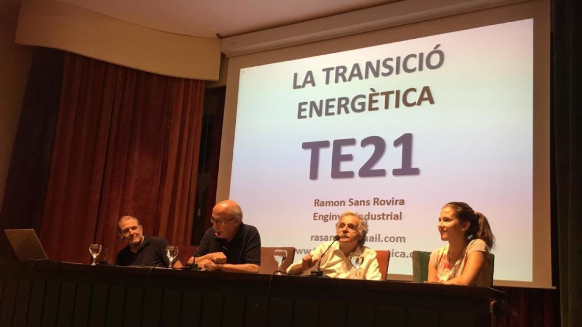 El Centro de Lectura de Reus acoge una conferencia sobre la transición energética