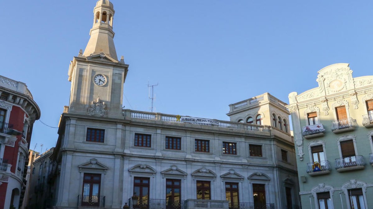 façana Ajuntament de Reus