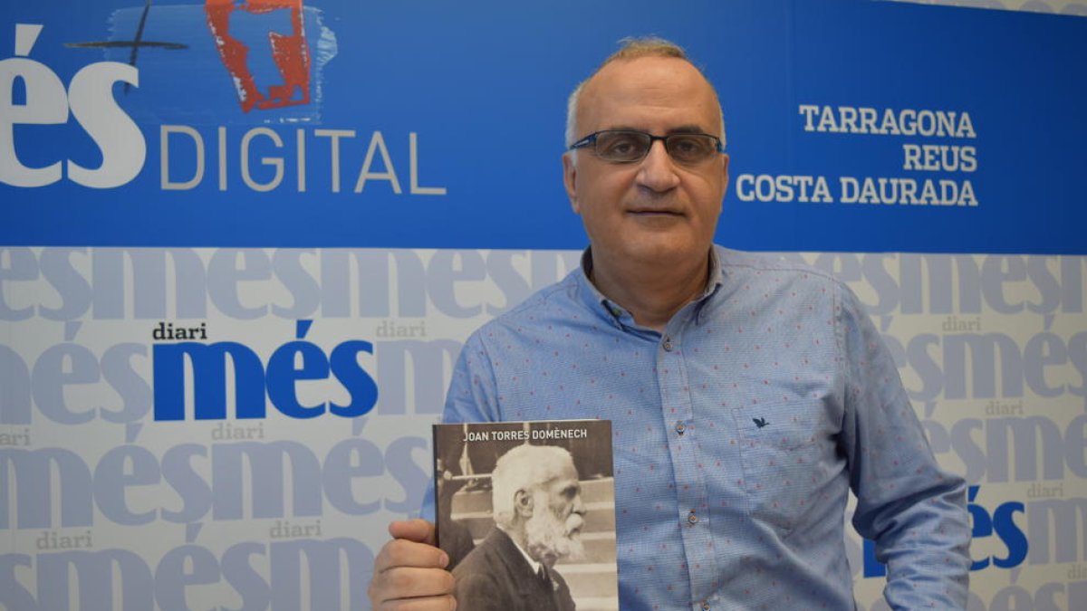 «Jujol va començar el Metropol però la premsa de l'època diu que l'acabà Gaudí»