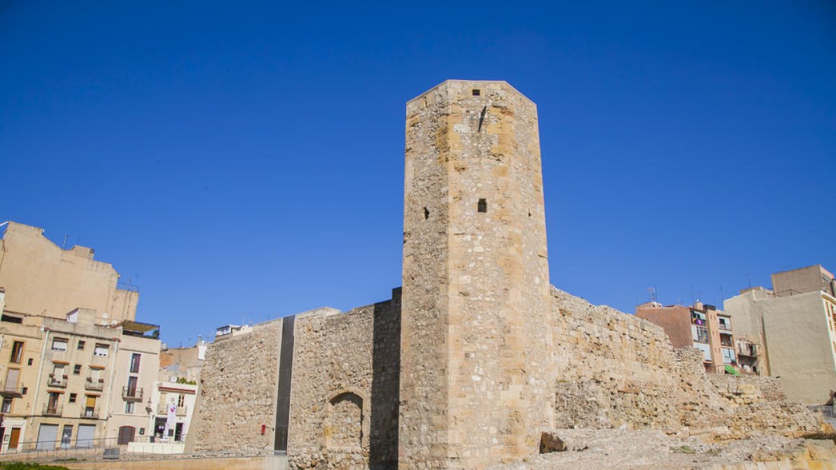 El Ayuntamiento de Tarragona contrata a ocho personas para vigilar los monumentos del Museo de Historia