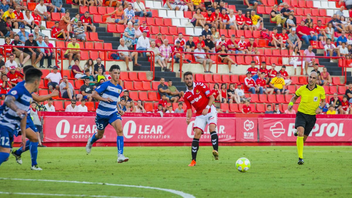 Lolo Plà, durant el Nàstic-Llagostera
