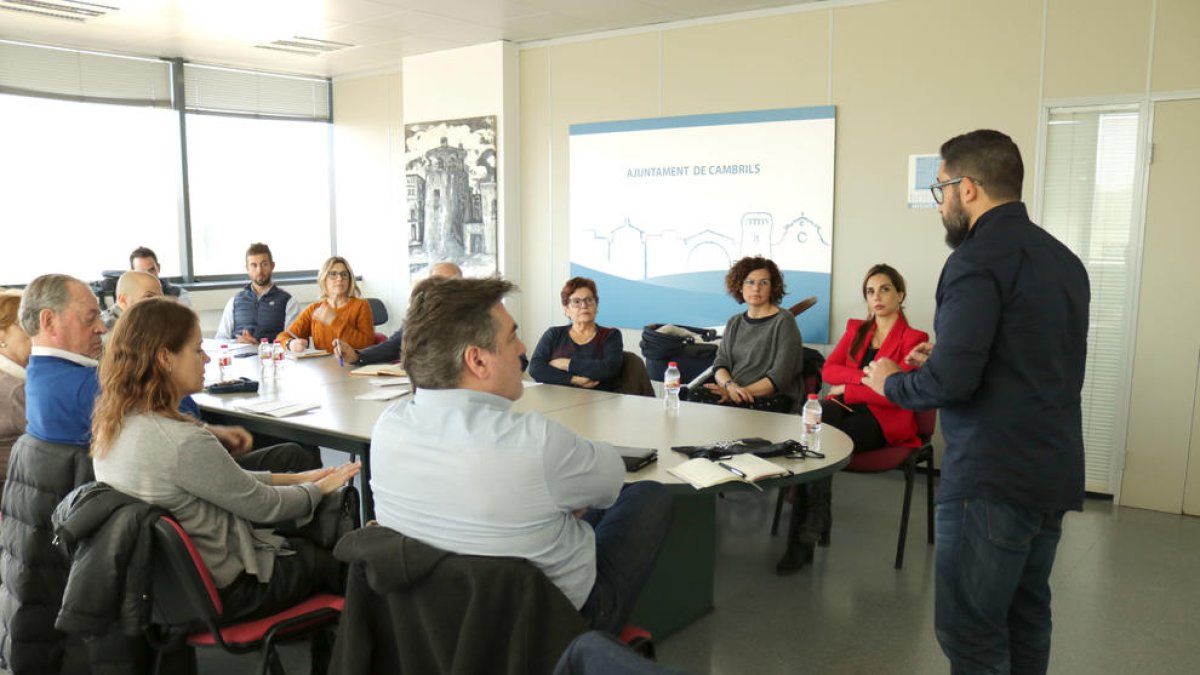 Diversos mediadores fomentaran l'oci nocturn respectuós al barri del Regueral