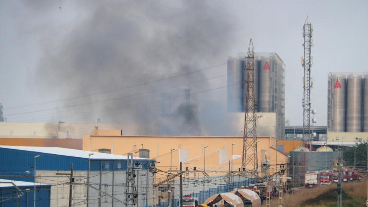 Pla d'emergències químiques, Miasa, incendi, Tarragona, magatzem químic