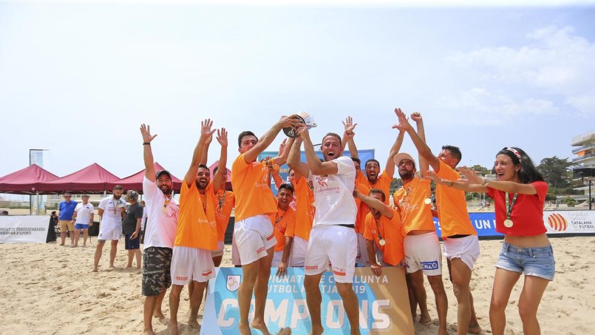 El Platja Torredembarra CF es corona nou rei de la sorra a Catalunya