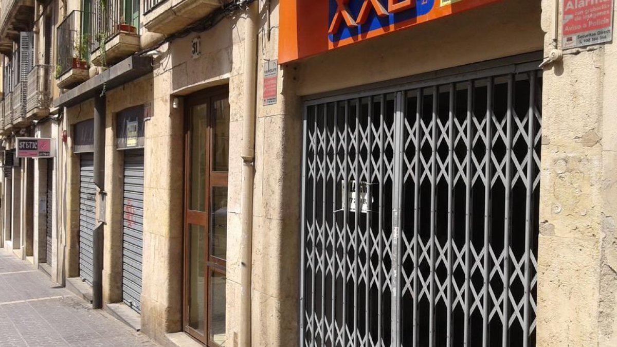 L'Ajuntament de Tarragona estudia com convertir locals buits en habitatges